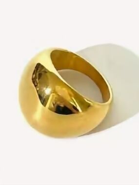 Stainless Steel Gold Chunky Ring — Women Jewelry